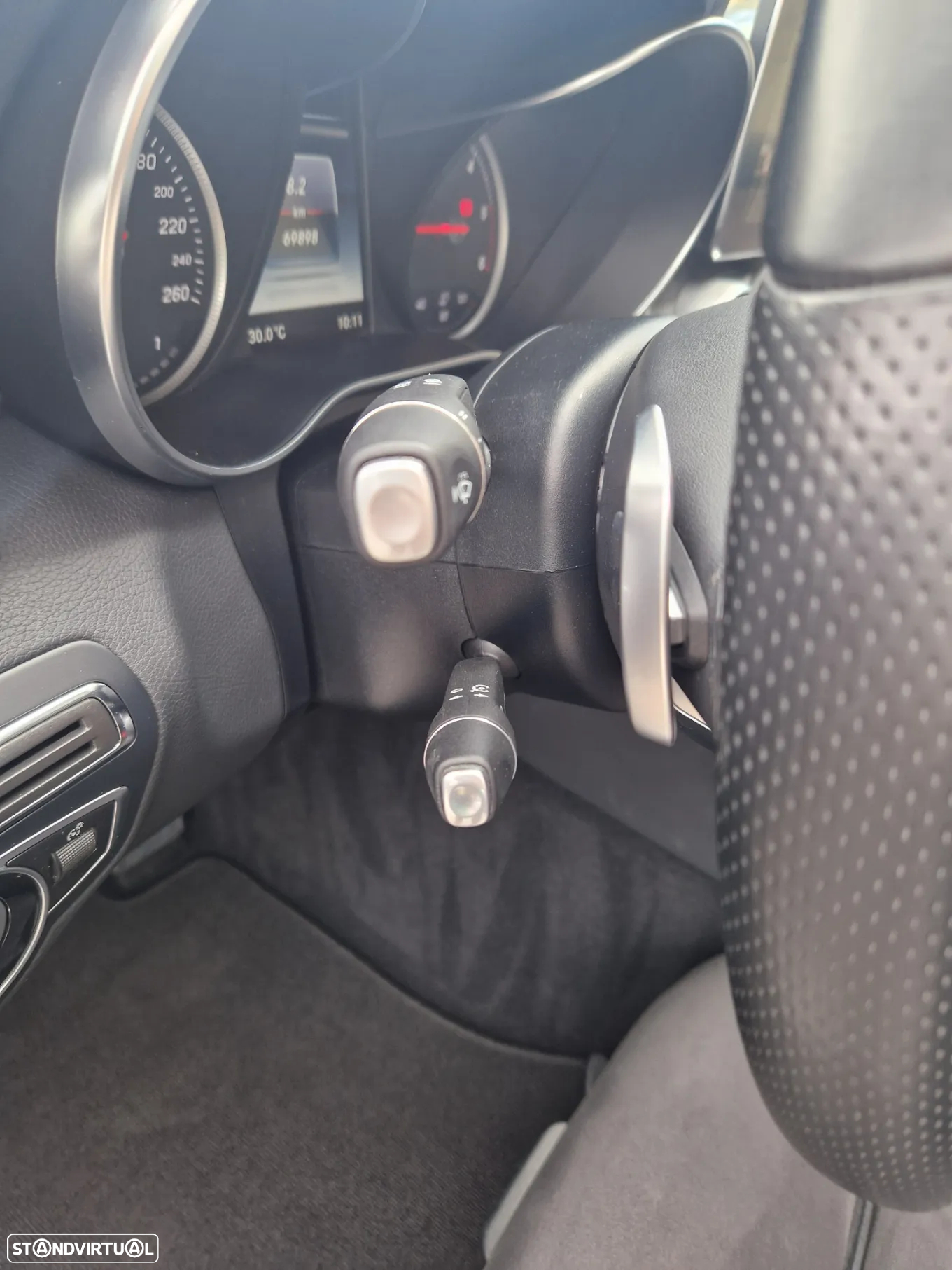 Mercedes-Benz C 220 d Coupe 4Matic 9G-TRONIC AMG Line - 17