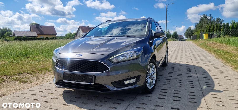 Ford Focus 1.0 EcoBoost STart-Stopp-System TITANIUM DESIGN - 11
