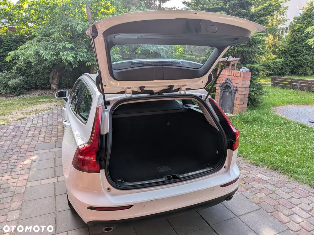 Volvo V60 D4 Momentum - 20