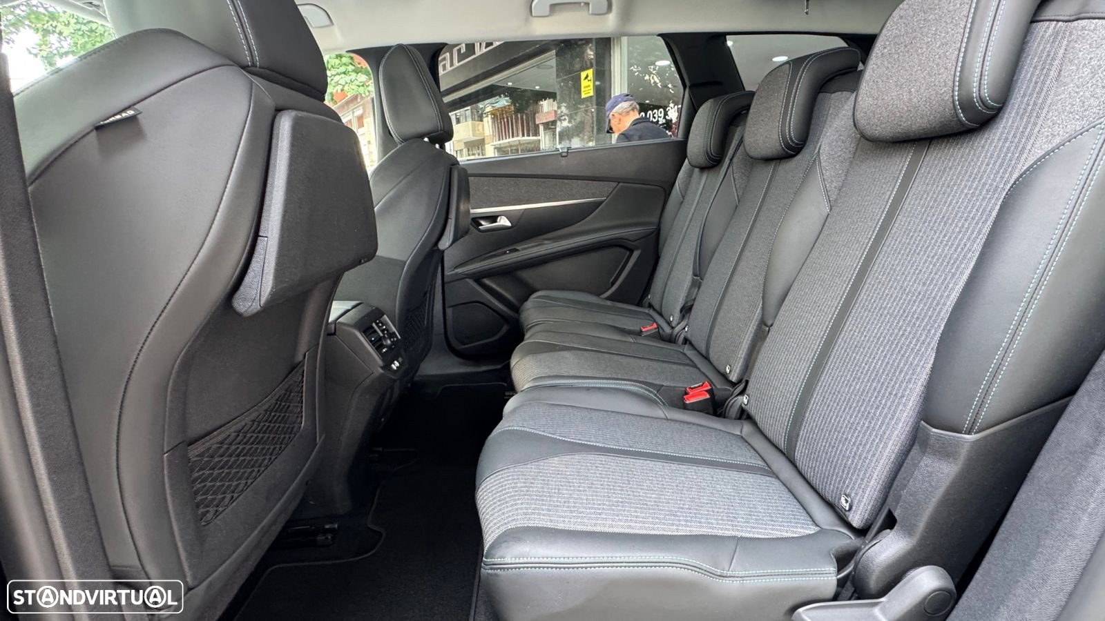 Peugeot 5008 1.5 BlueHDi Allure EAT8 - 10