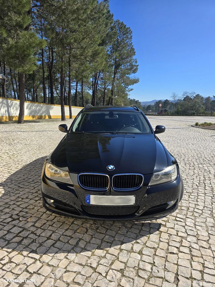 BMW 318 d - 1