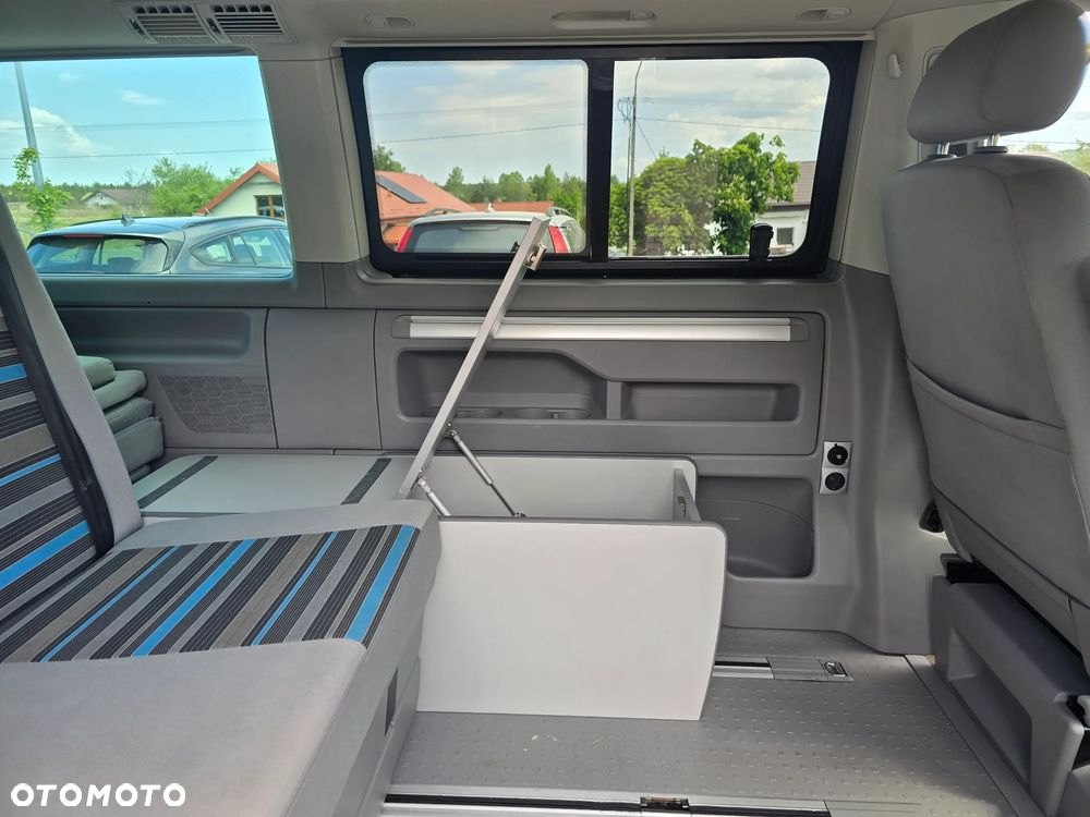 Volkswagen California - 30