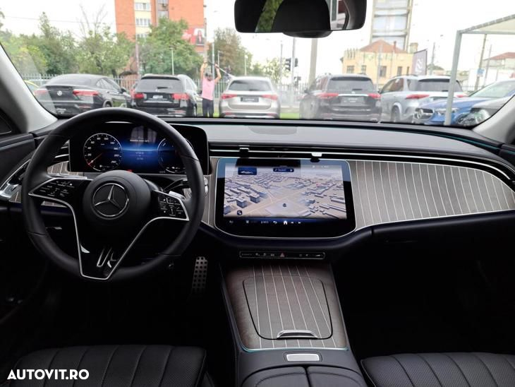 Mercedes-Benz E 300 - 11