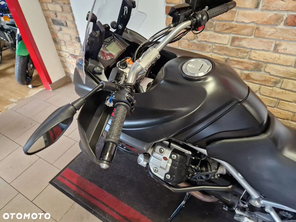 Moto Guzzi Stelvio - 29