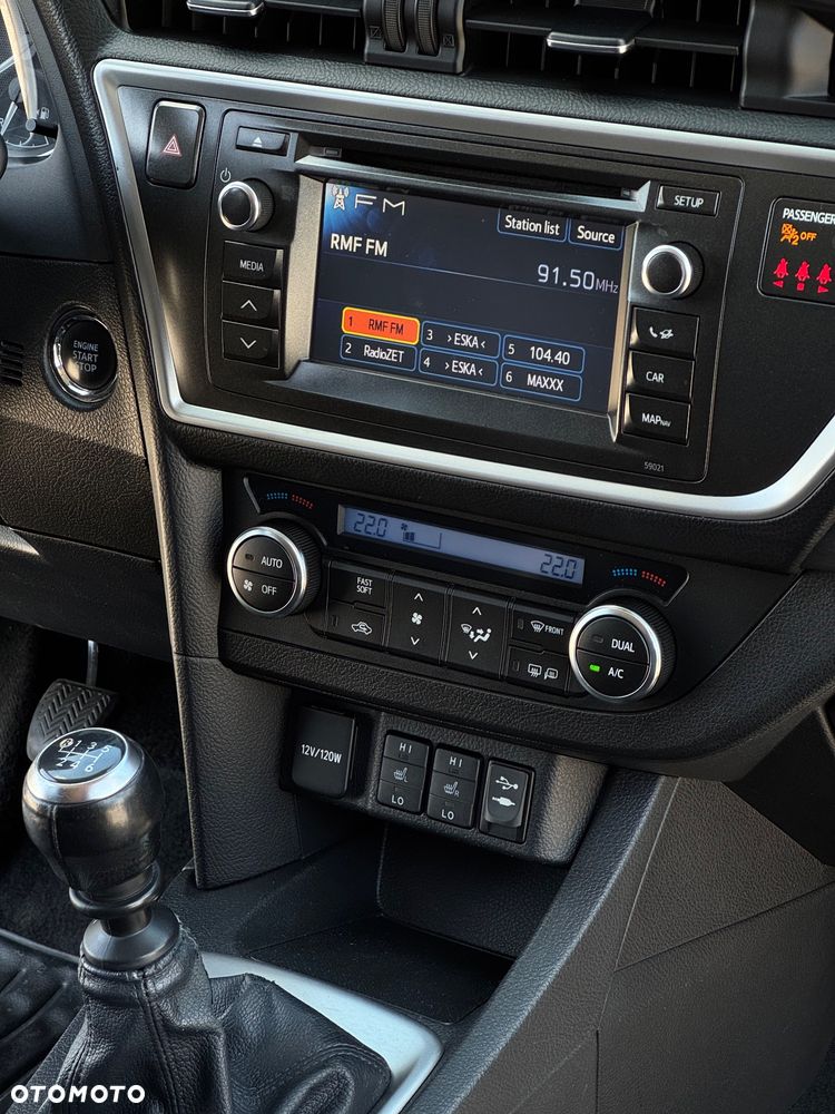 Toyota Auris 2.0 D-4D Prestige - 15