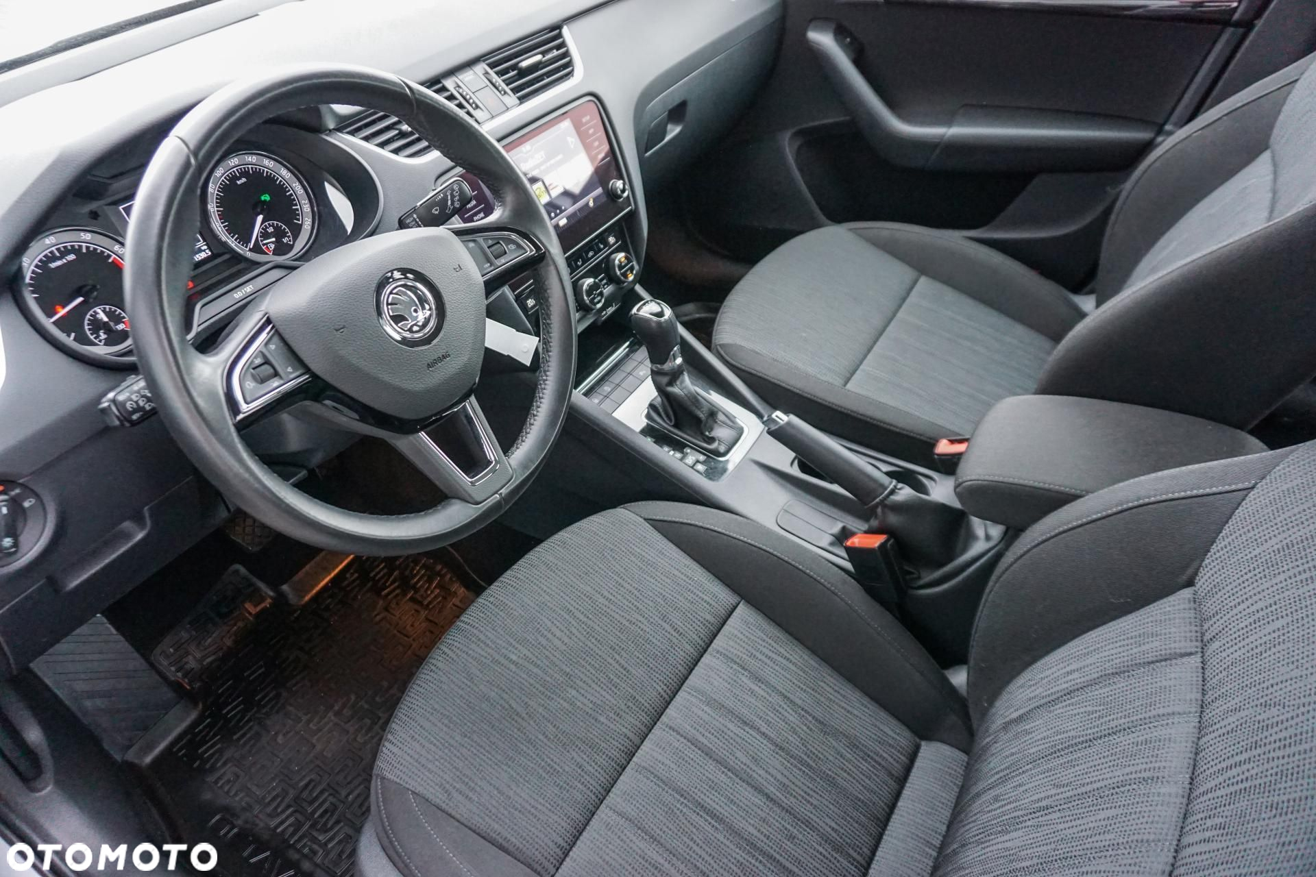 Skoda Octavia 1.5 TSI ACT Style DSG - 10