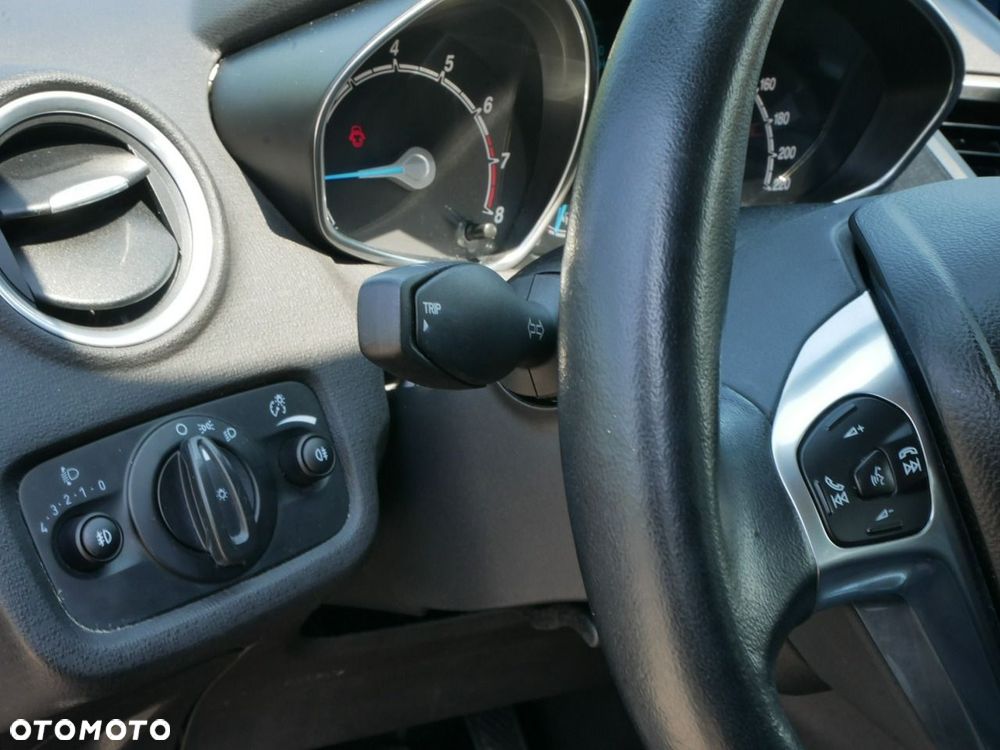 Ford Fiesta 1.0 Celebration - 18