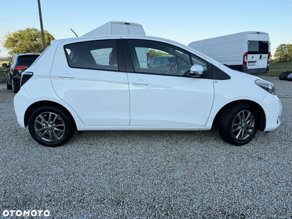 Toyota Yaris 1.33 VVT-i Edition 2014 - 3