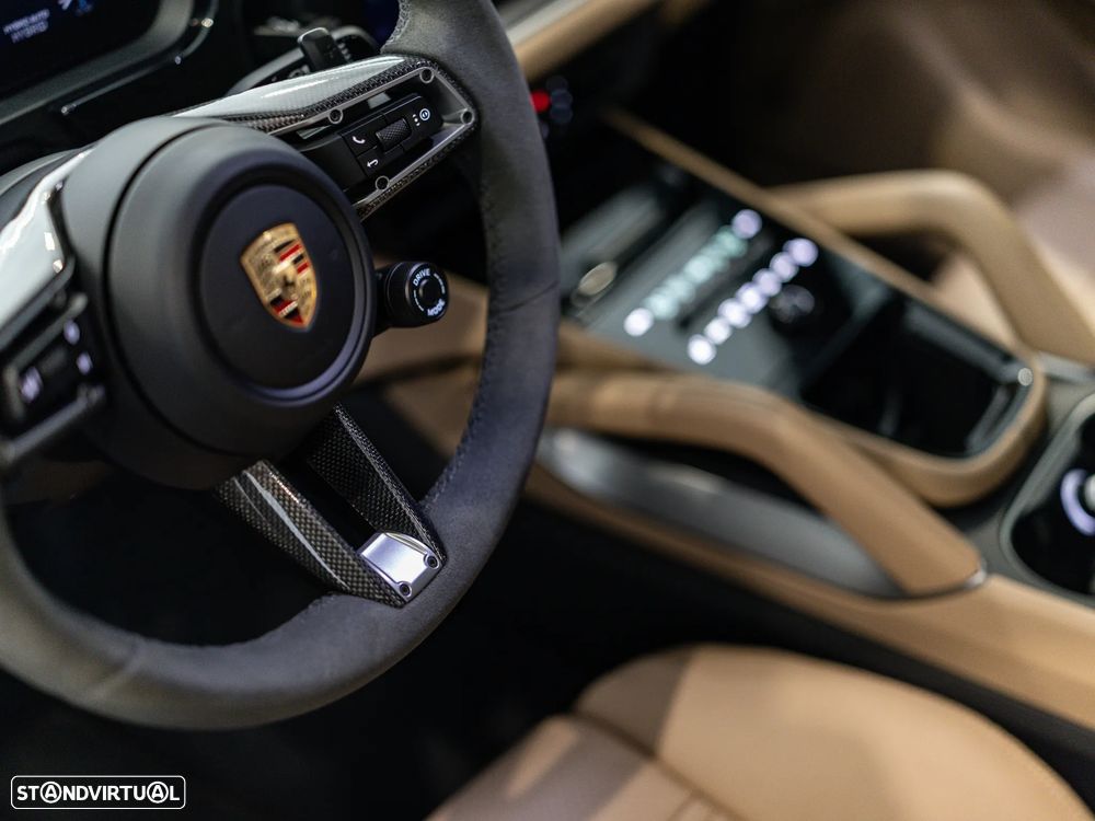 Porsche Cayenne Coupé E-Hybrid - 27