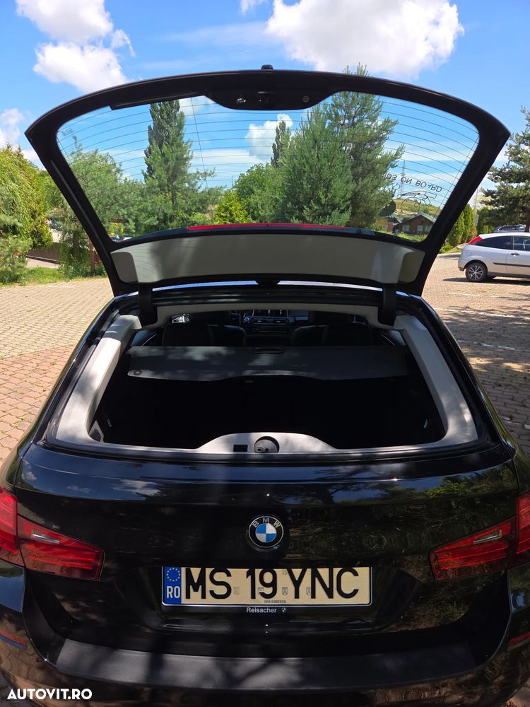 BMW Seria 5 520d Aut. - 22
