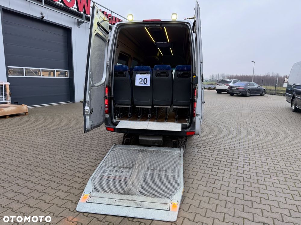 Mercedes-Benz Sprinter 516 Nr. Oferty: 20 - 27