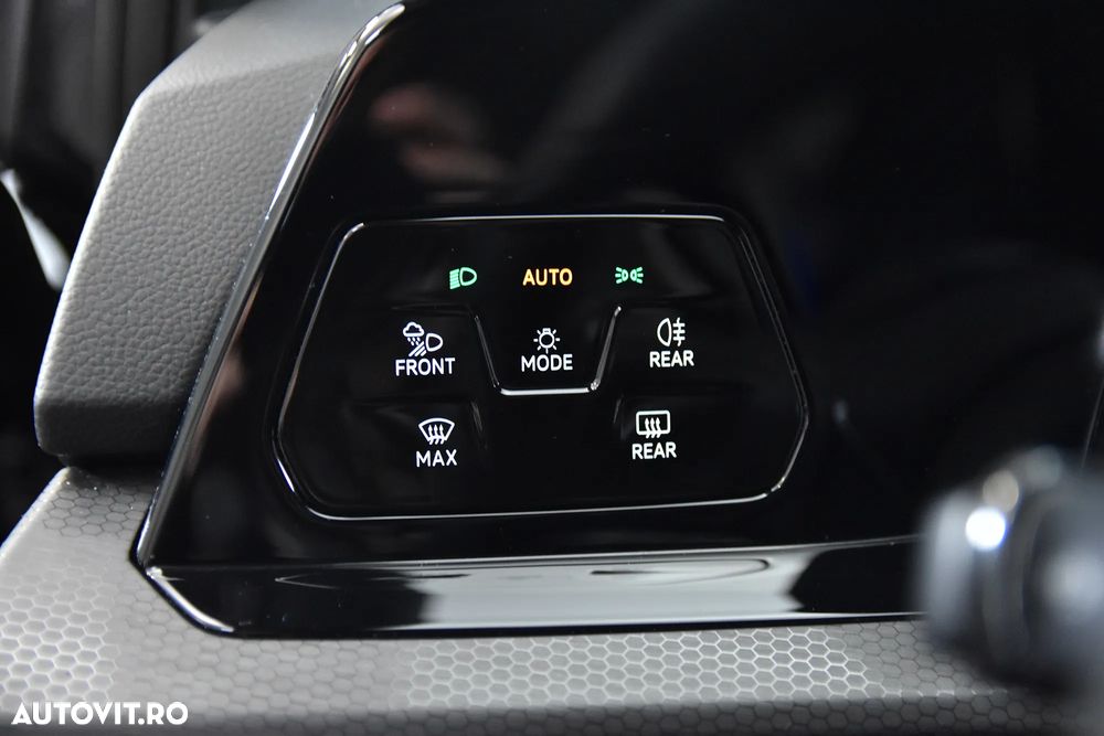 Volkswagen Golf 1.4 GTE Plug-In-Hybrid DSG - 14