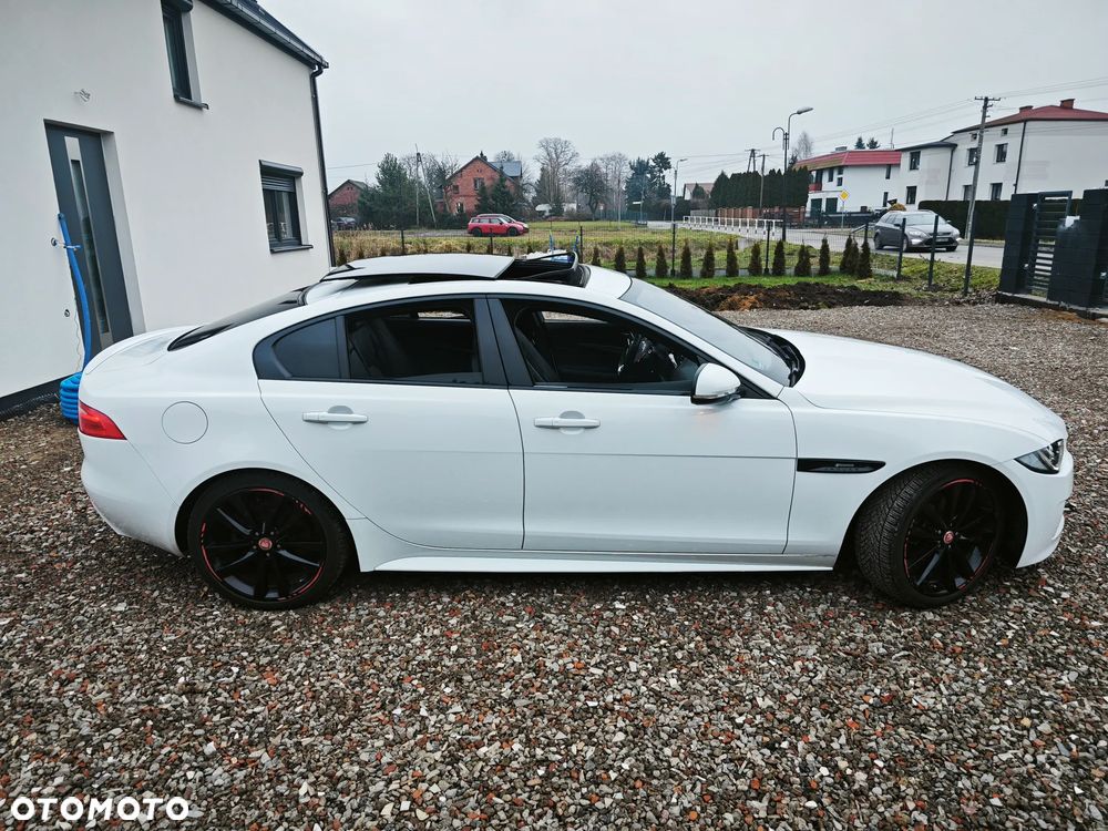 Jaguar XE 20d R-Sport Ingenium Edition - 12