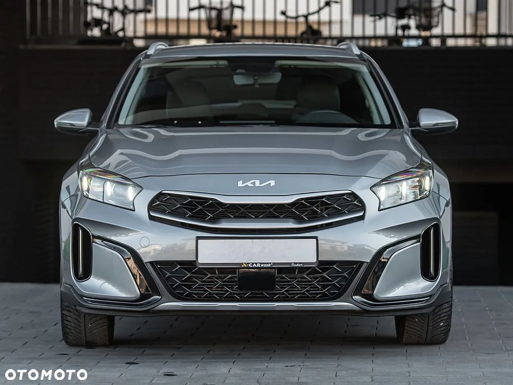 Kia XCeed 1.6 CRDi DCT7 SPIRIT - 4