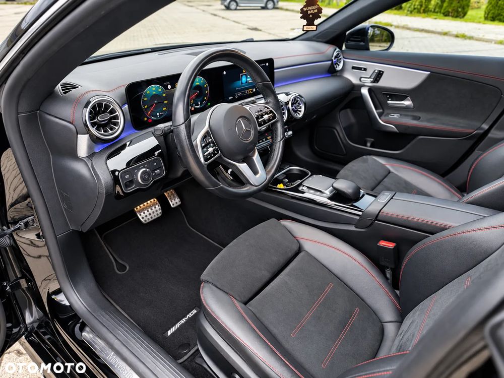 Mercedes-Benz CLA 250 4Matic 7G-DCT AMG Line - 4