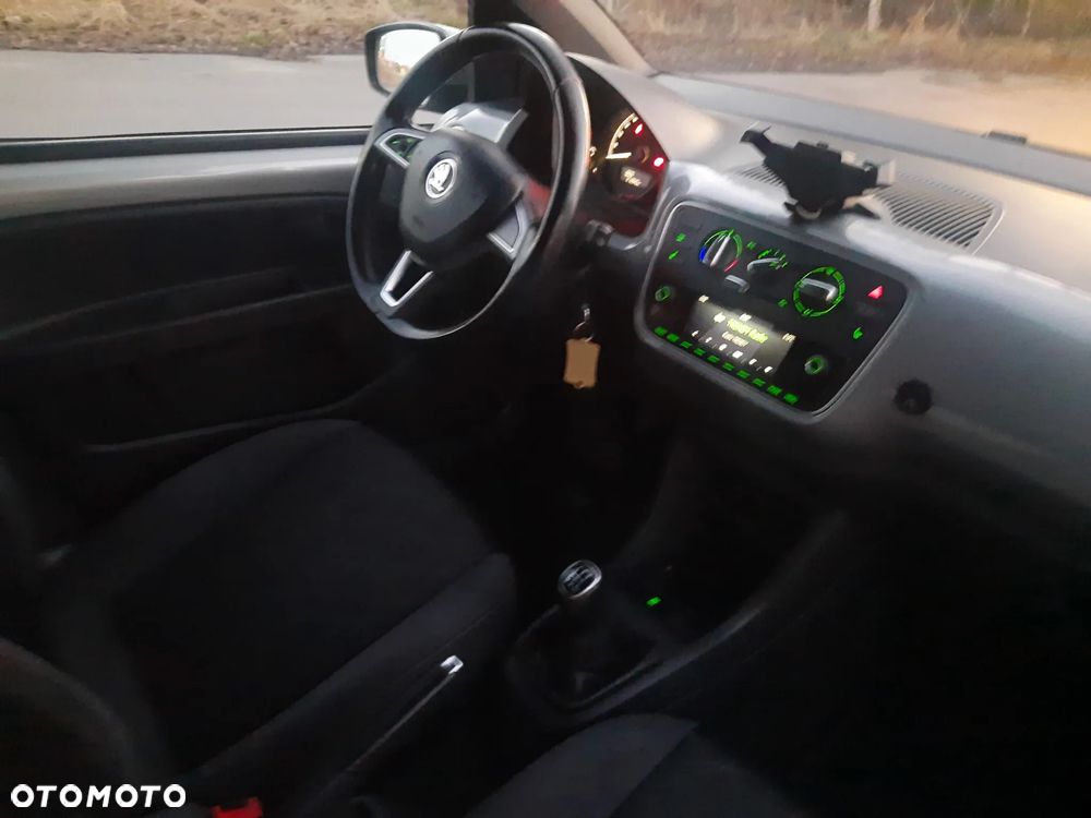 Skoda Citigo 1.0 MPI Clever - 12