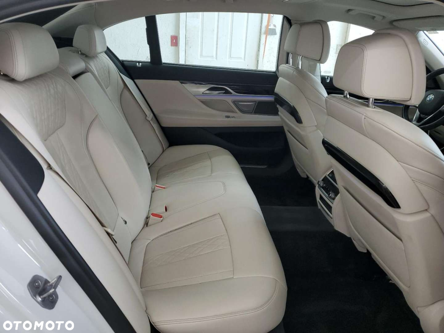 BMW Seria 7 - 2