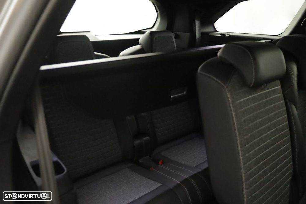 Peugeot 5008 1.2 Hybrid Allure e-DCS6 - 23