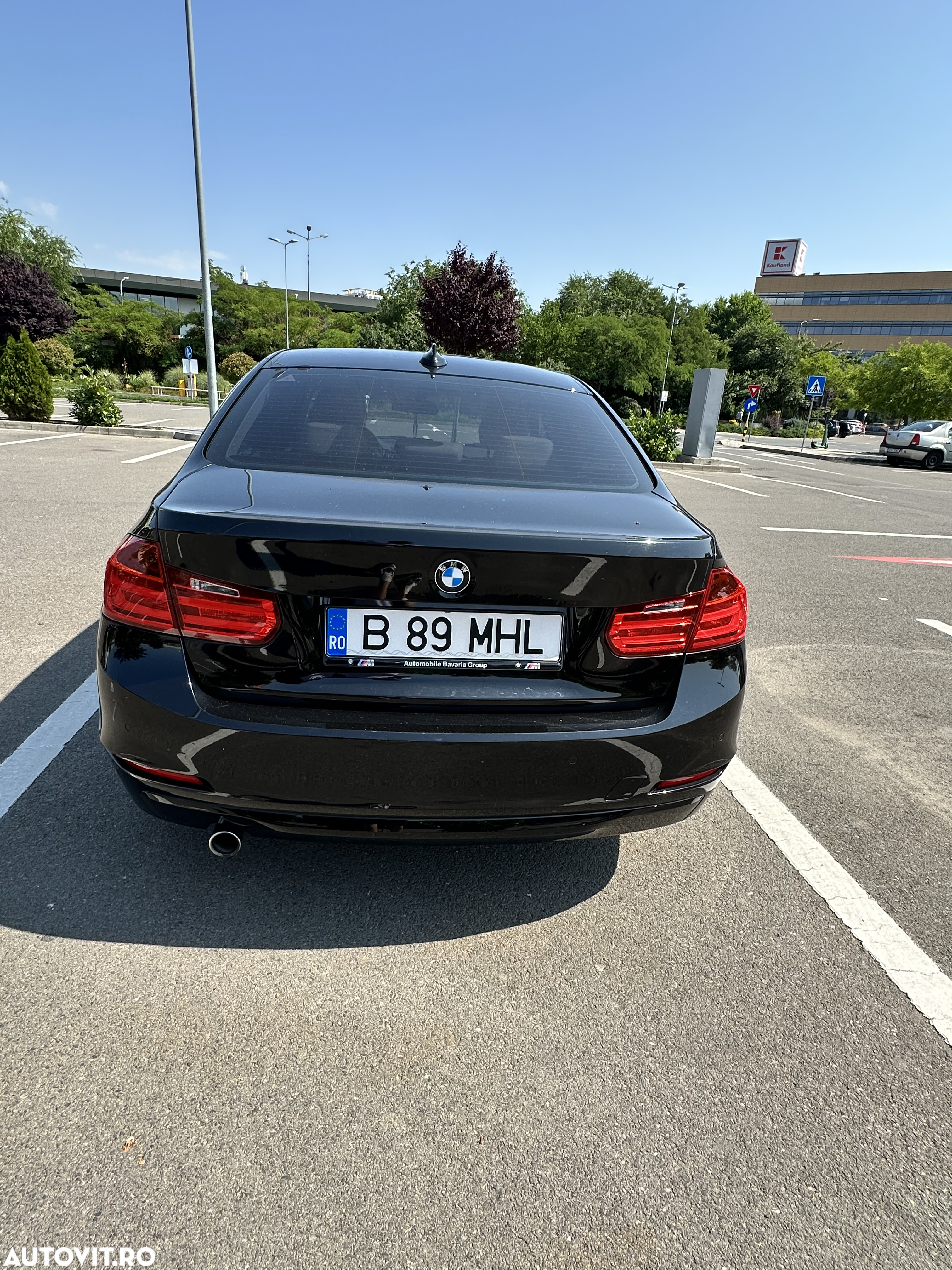 BMW Seria 3 320d Efficient Dynamic Edition Aut. - 11