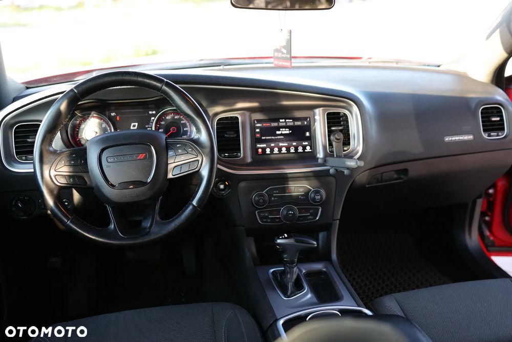 Dodge Charger 3.6 GT - 25