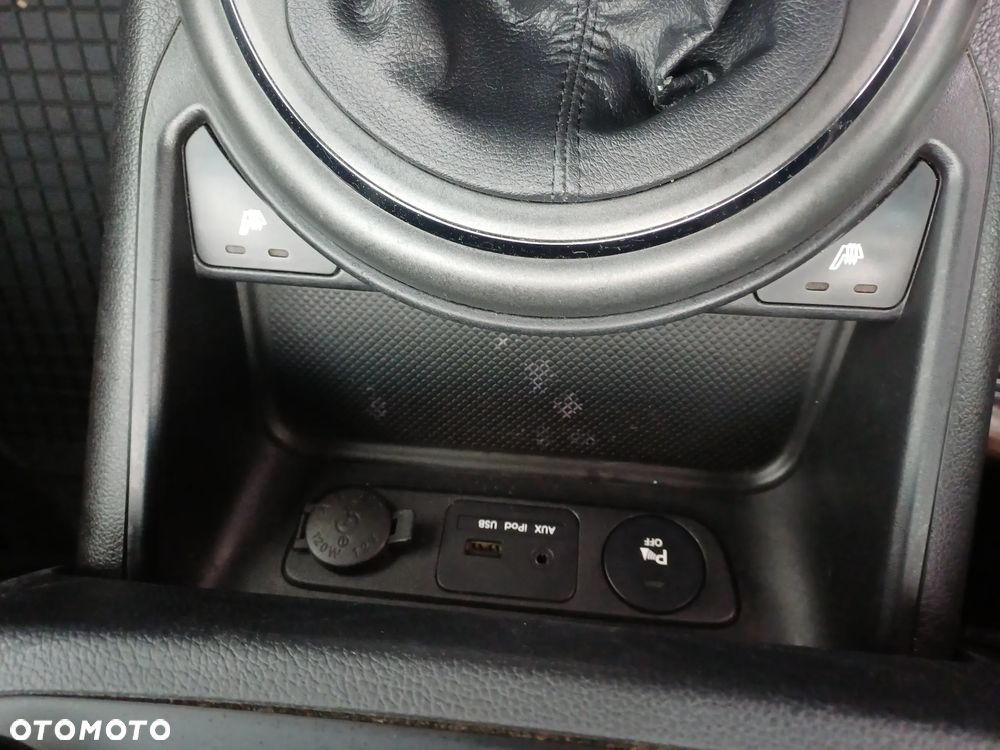 Kia Sportage 1.7 CRDI S 2WD - 17