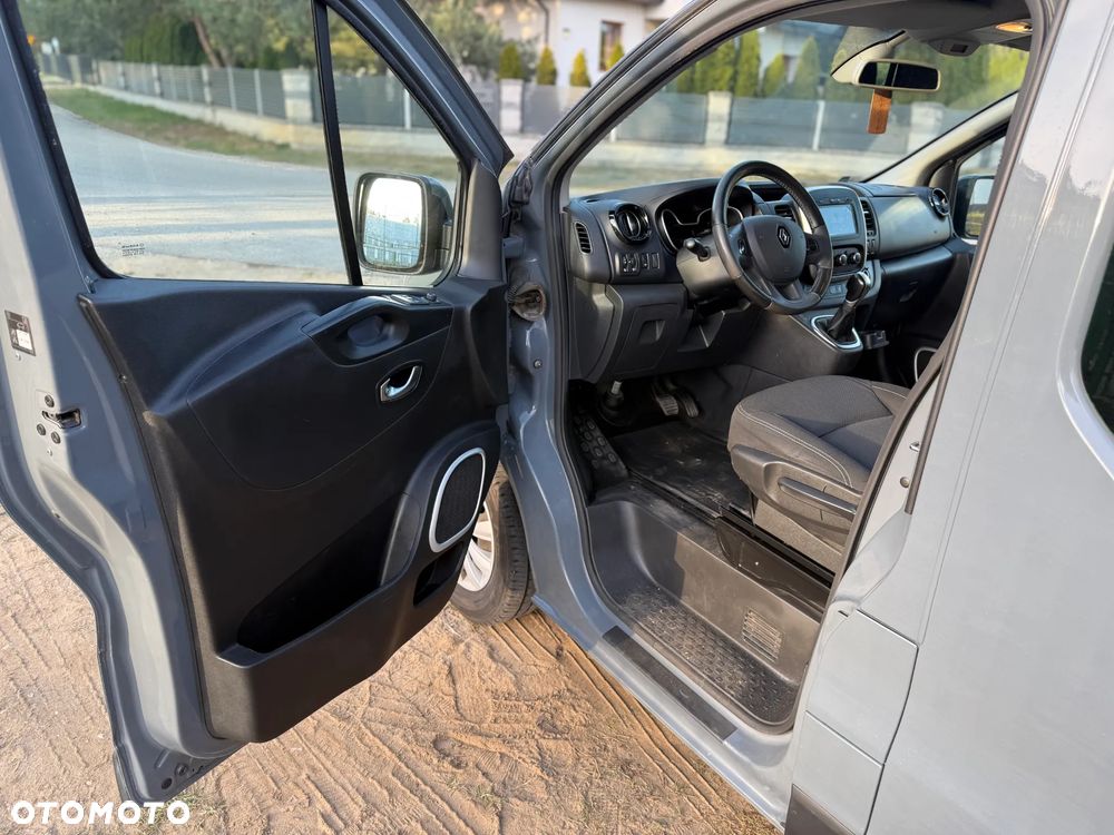 Renault Trafic - 11