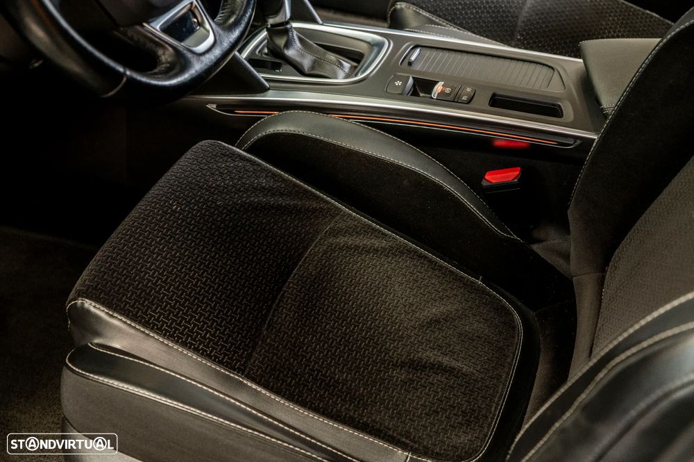 Renault Mégane Sport Tourer 1.5 dCi Limited EDC - 16