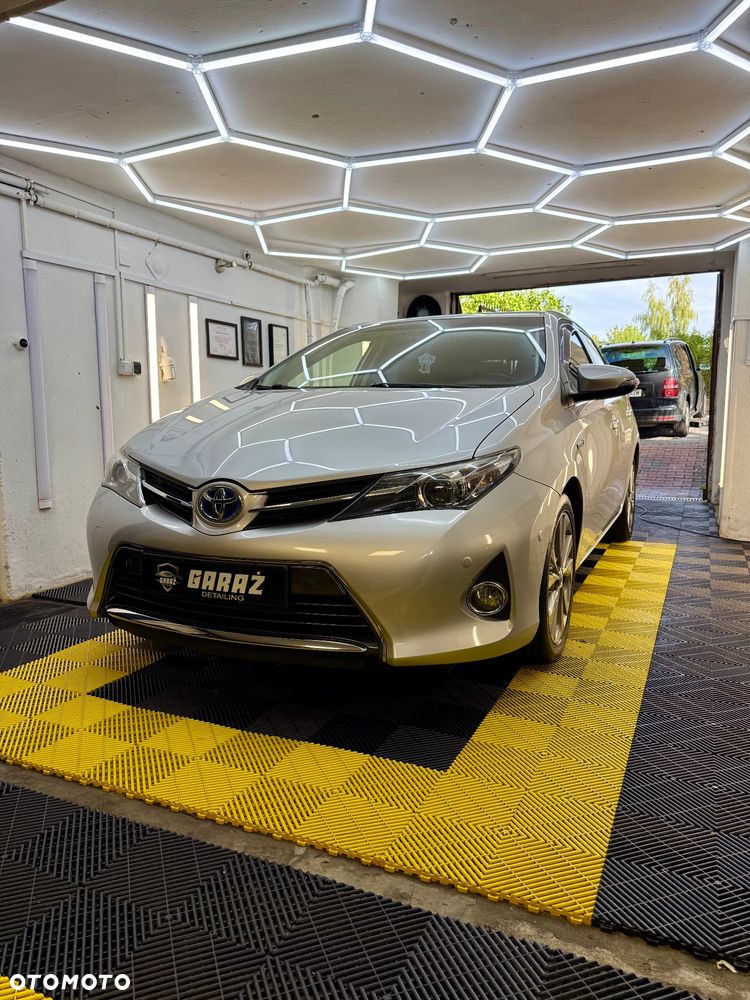 Toyota Auris 1.8 HSD Prestige NAVI - 1