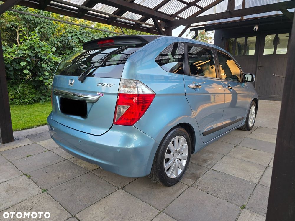 Honda FR-V - 14