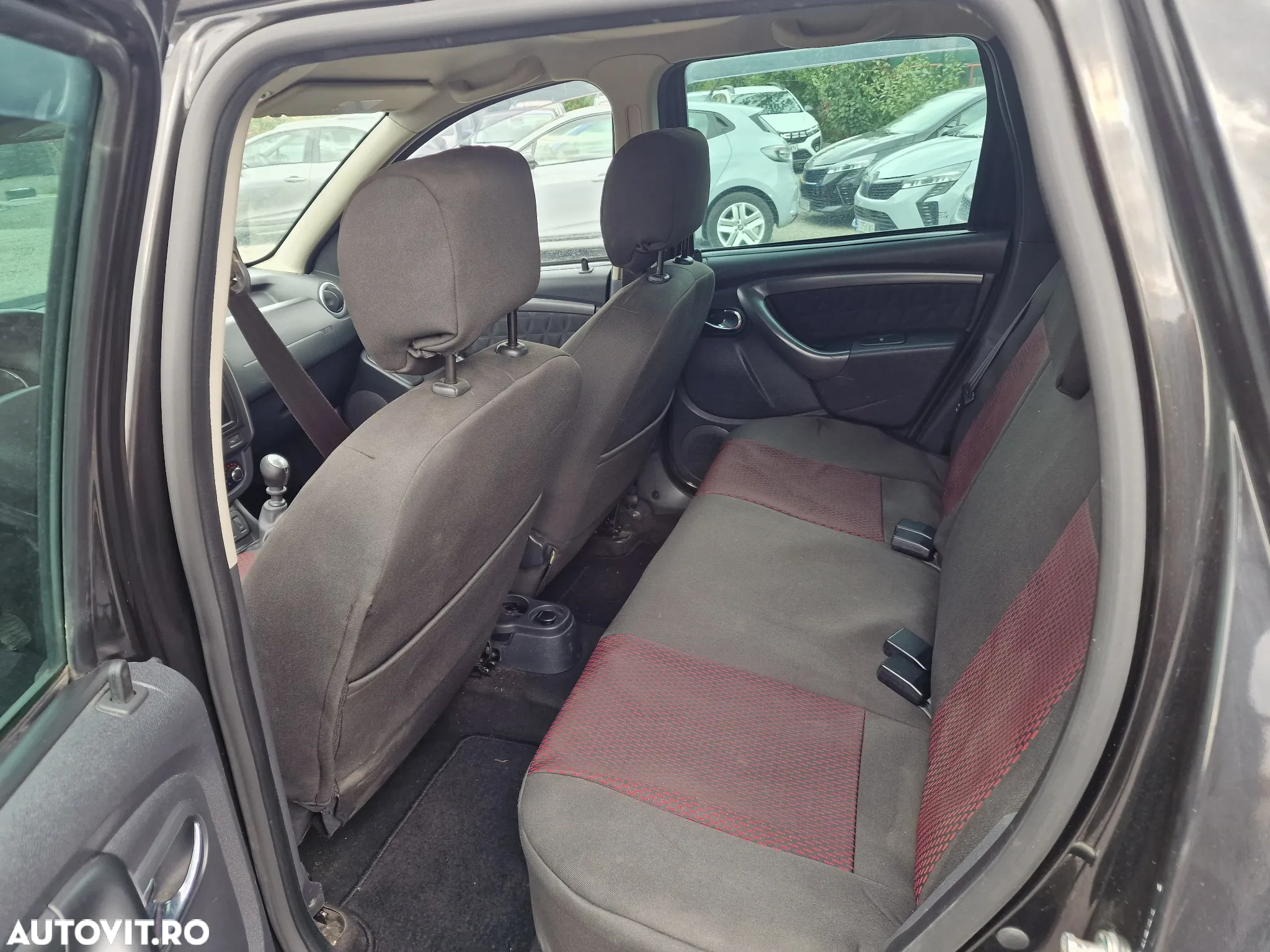 Dacia Duster 1.5 dCi 4WD Prestige jante 16" - 6