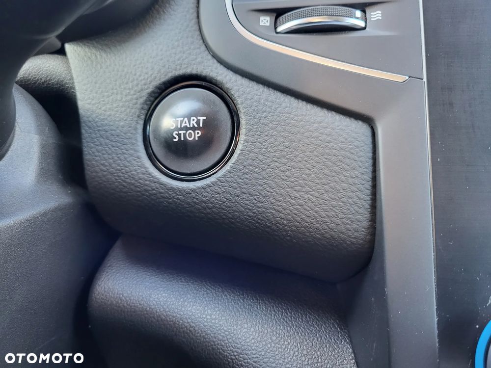 Renault Megane ENERGY TCe 205 EDC GT - 33