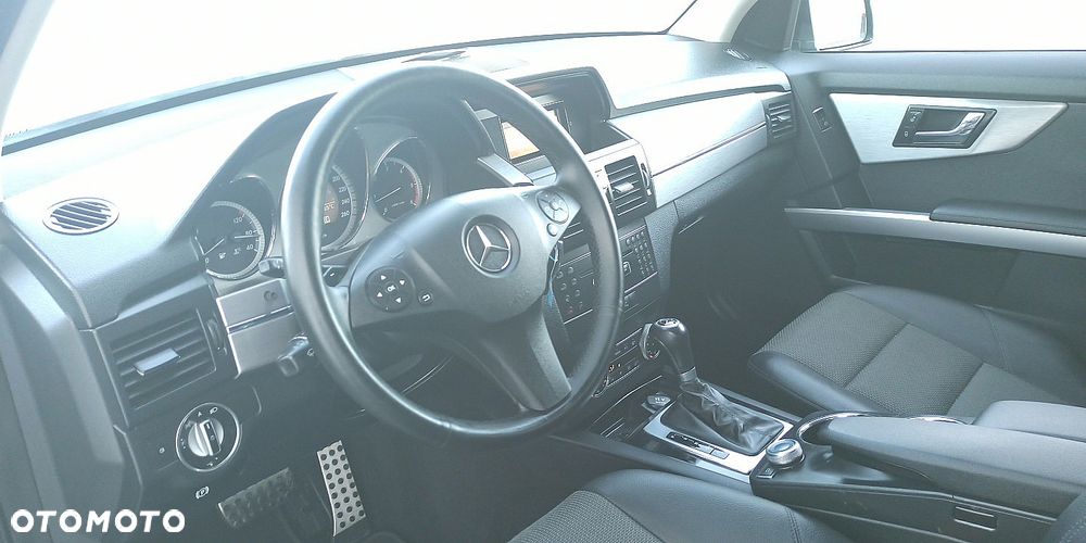 Mercedes-Benz GLK 220 CDI DPF 4Matic BlueEFFICIENCY 7G-TRONIC SPORT EDITION - 18