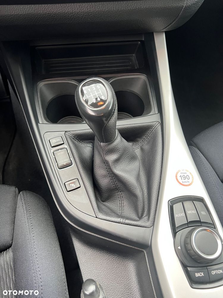 BMW Seria 1 120d xDrive - 34