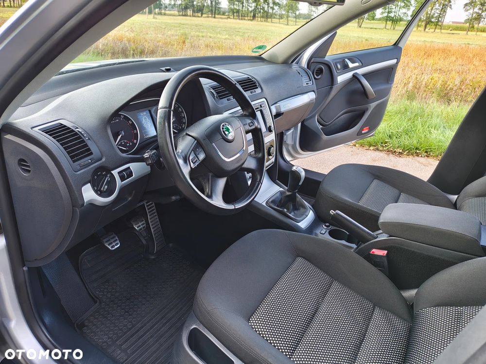 Skoda Octavia - 32