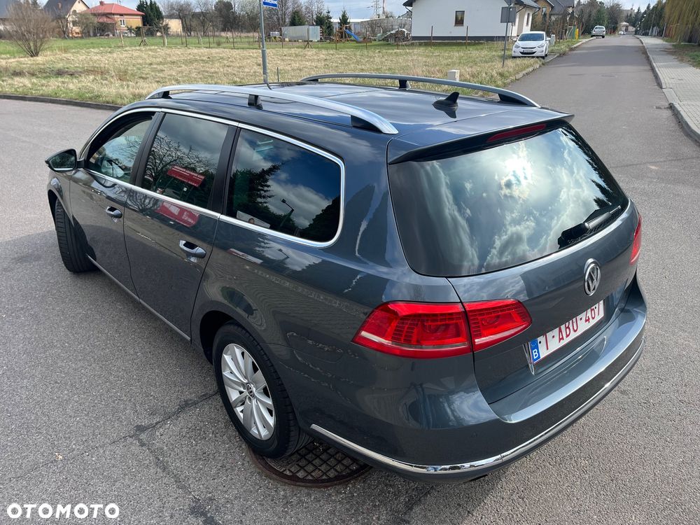 Volkswagen Passat 1.6 TDI Perfectline - 12