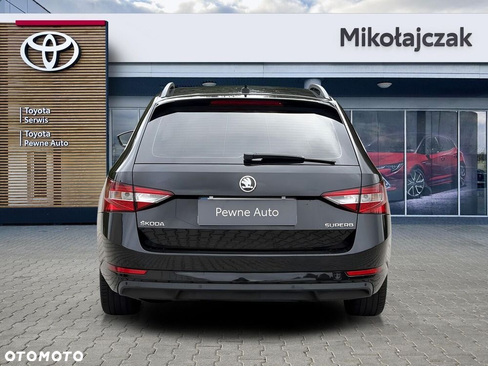 Skoda Superb 2.0 TDI Style DSG - 8