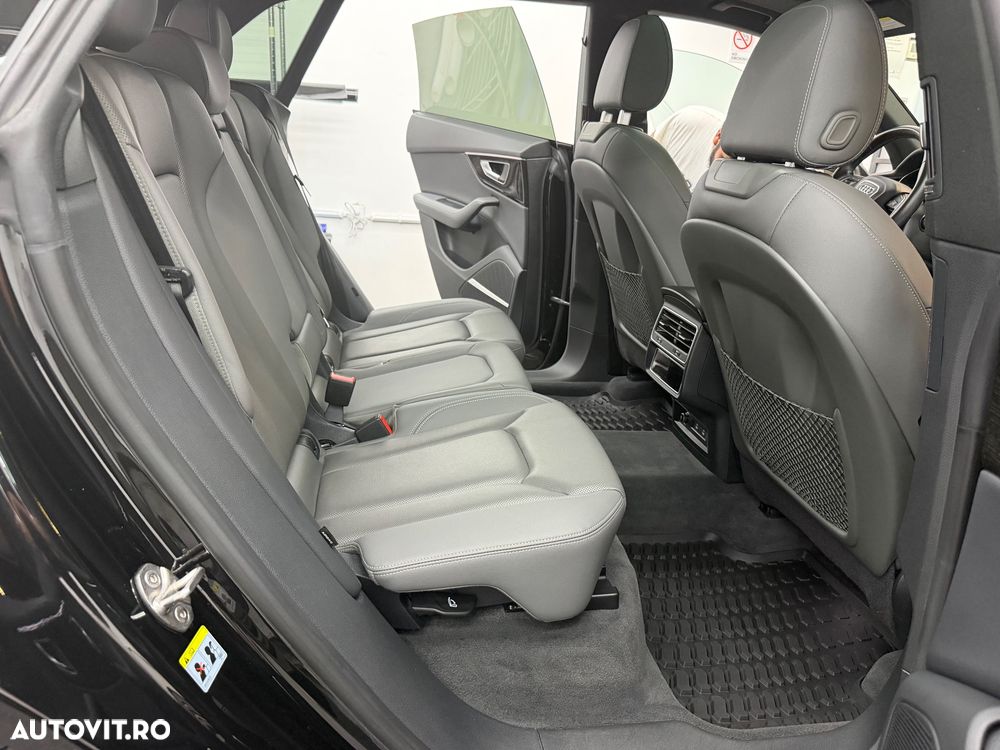 Audi Q8 55 TFSI quattro Tiptronic MHEV - 11