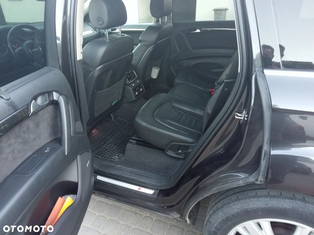 Audi Q7 3.0 TDI DPF Quattro Tiptronic - 9