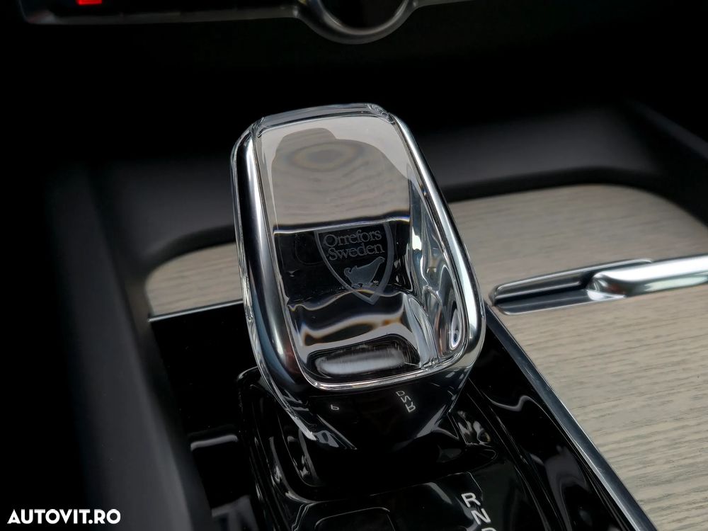 Volvo XC 60 T6 AWD Recharge Geartronic Inscription Expression - 10