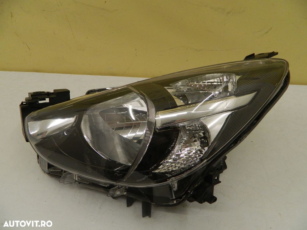 Far dreapta Mazda 2 Halogen, 2014, 2015, 2016, 2017, 2018, 2019. - 4