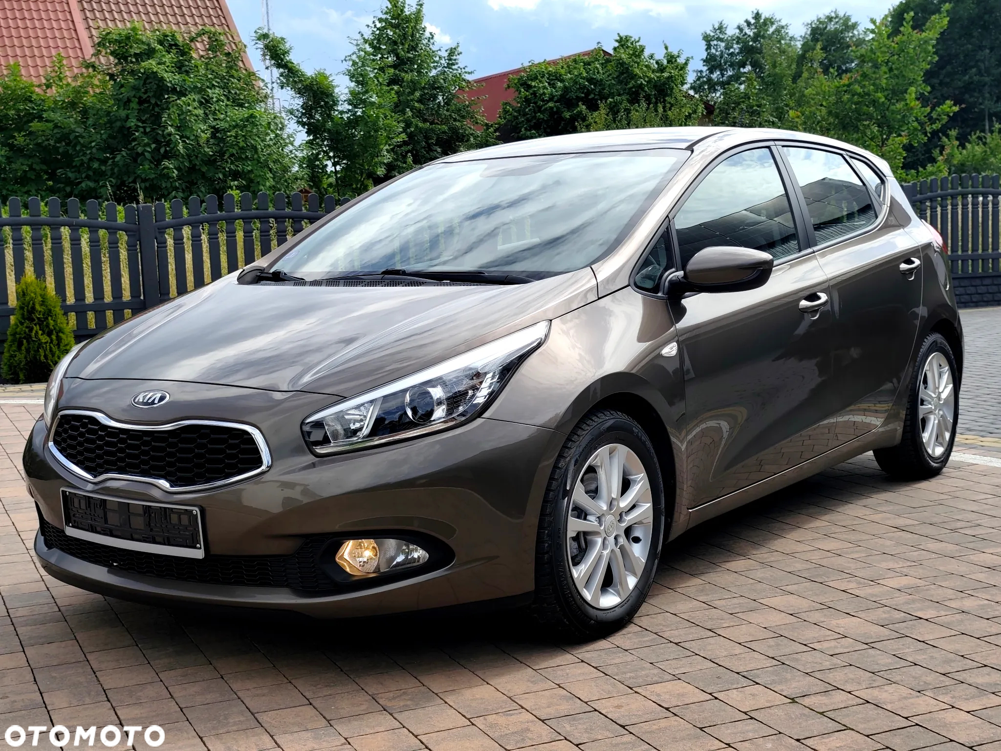 Kia Ceed - 25