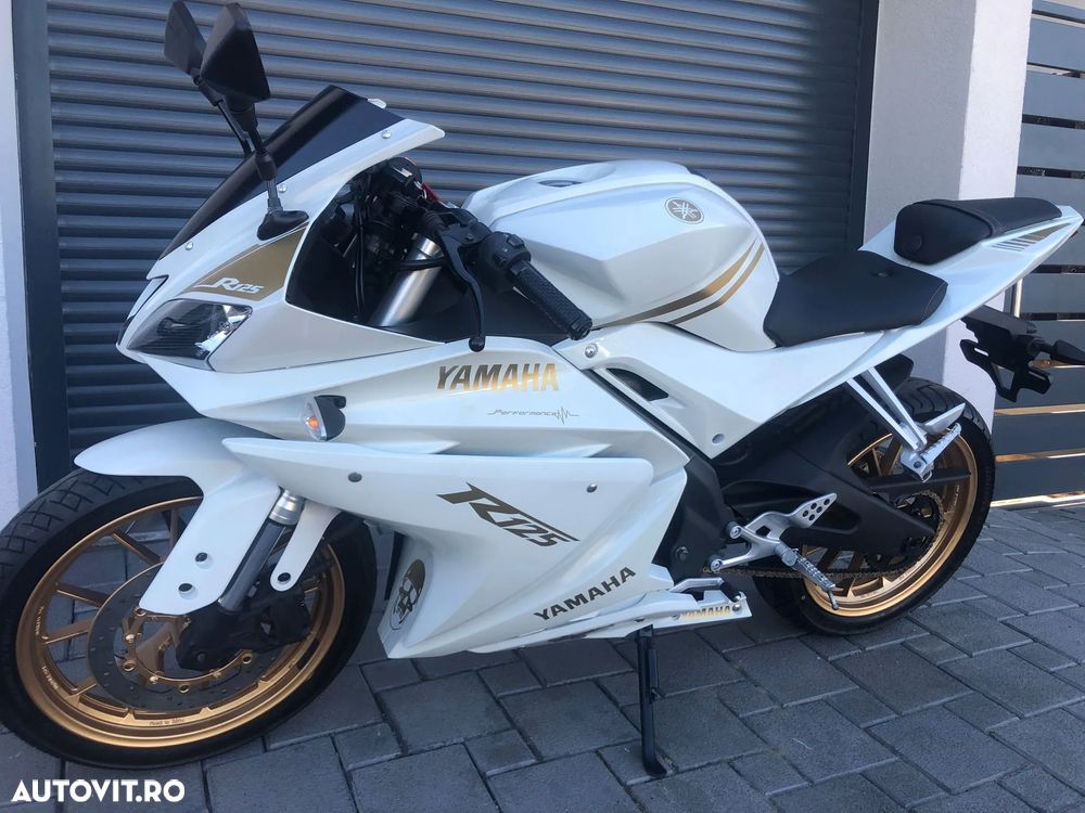Yamaha YZF-R 125 - 3