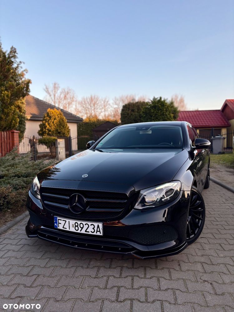 Mercedes-Benz Klasa E 220 d 9G-TRONIC - 37