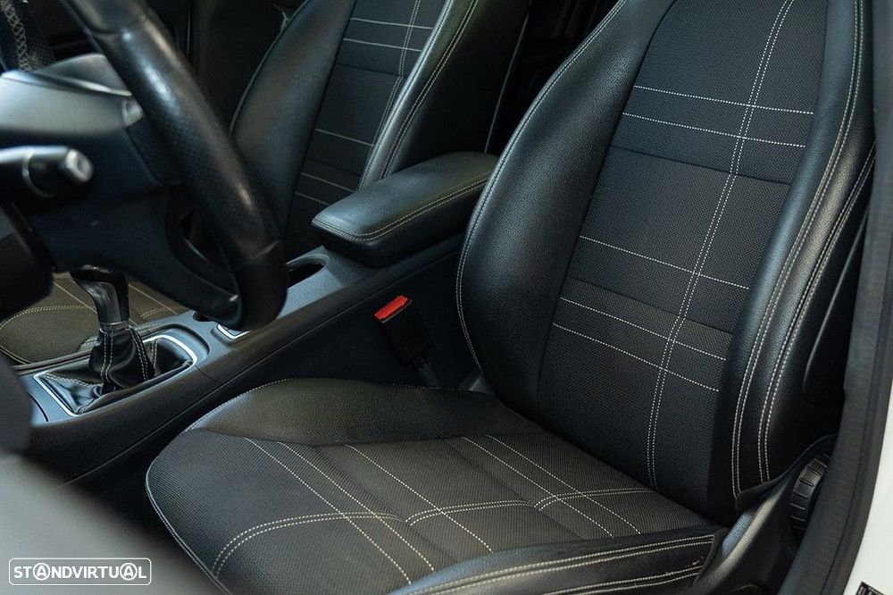 Mercedes-Benz CLA 180 CDI - 18