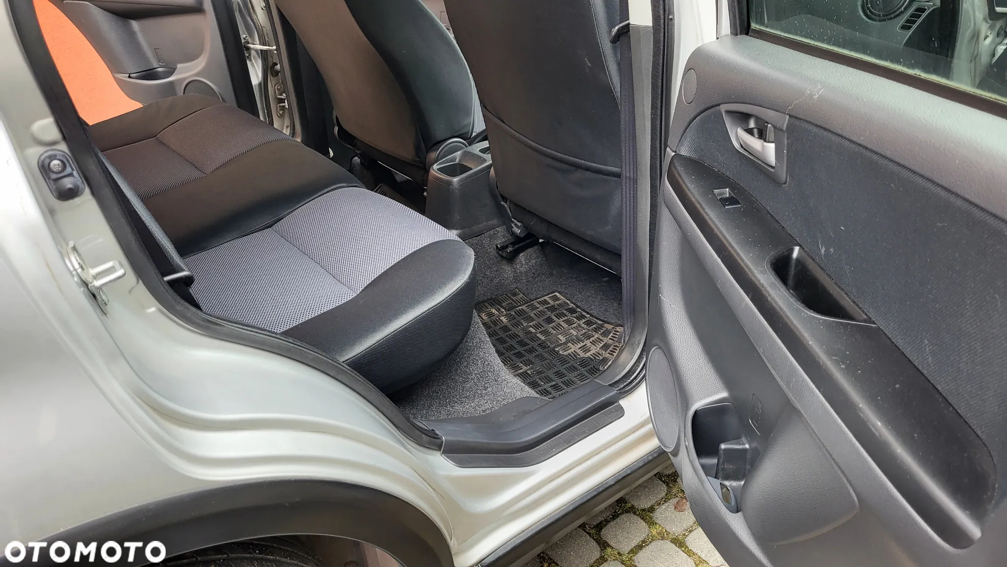 Fiat Sedici 1.9 Multijet 4x4 Dynamic - 14