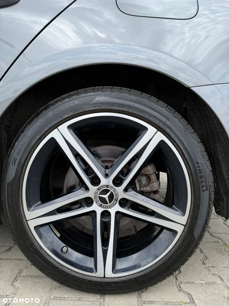 Mercedes-Benz Klasa A 220 4Matic 7G-DCT - 16