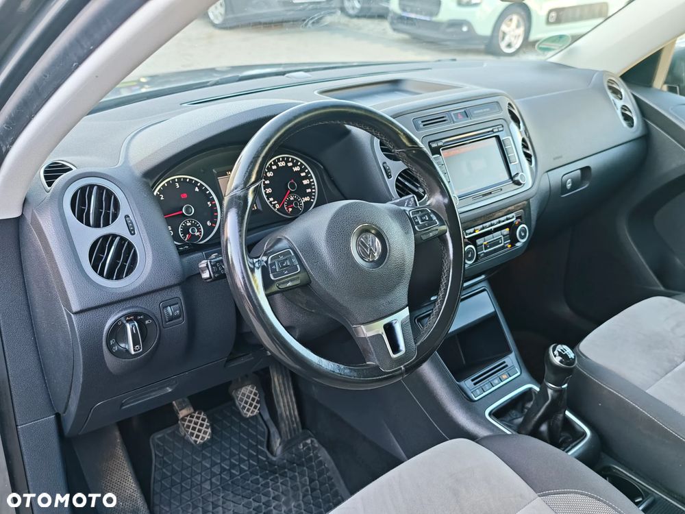 Volkswagen Tiguan - 30