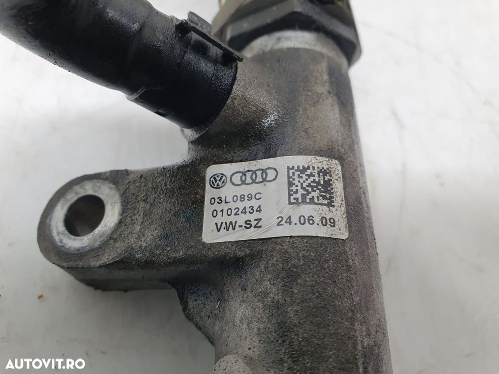 Rampa injectoare 2.0 tdi bmr 03l089c Audi A4 B8/8K - 3