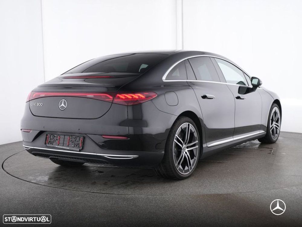 Mercedes-Benz EQE 300 Edition Electric Art - 4