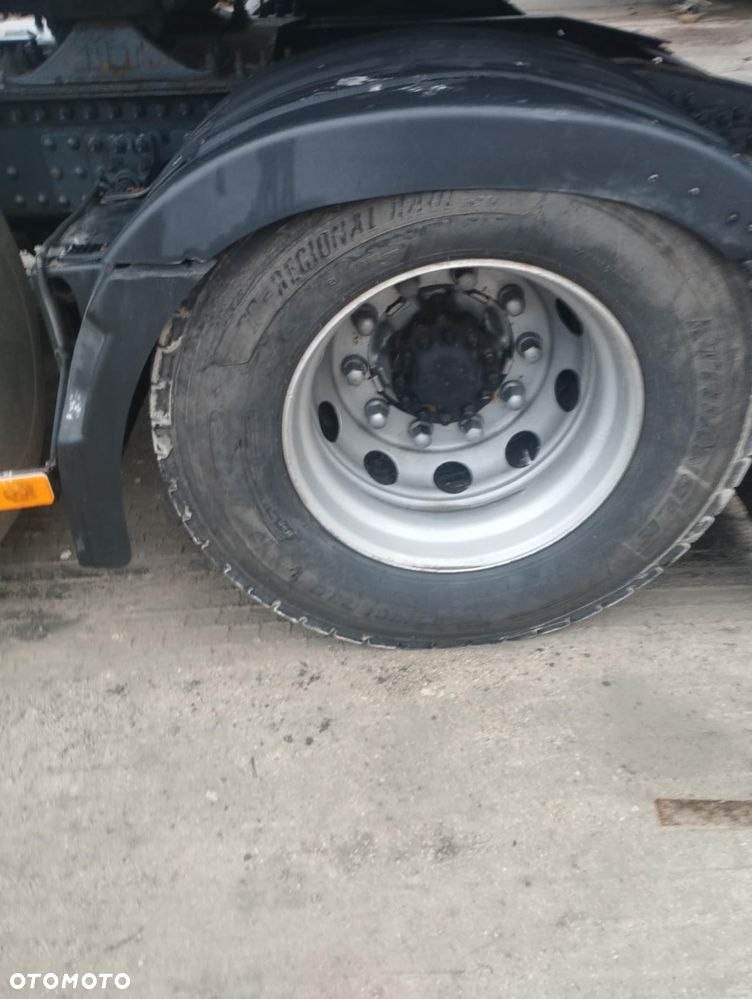 Volvo FH13 - 8
